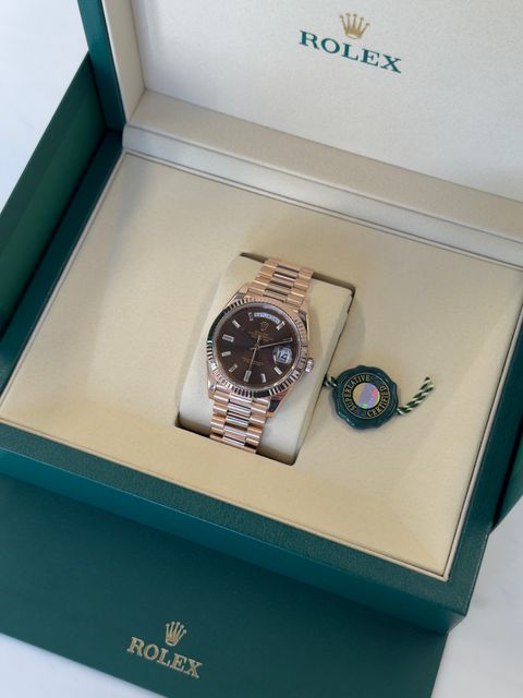 Rolex Day-Date 40 228235 Image 2